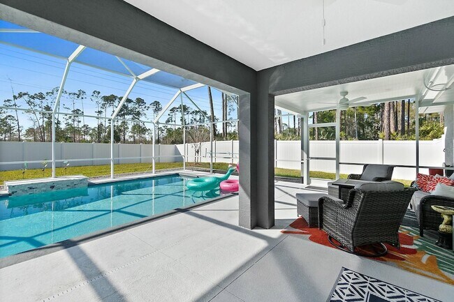 Building Photo - 43 Utica Path
