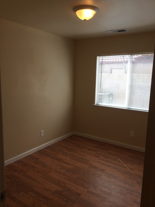 Building Photo - Madera Home for Rent