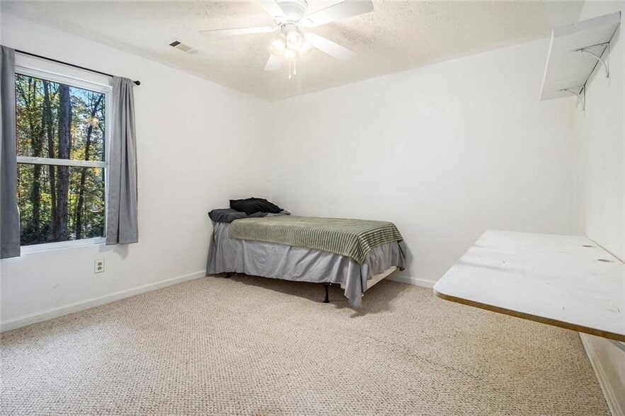 Building Photo - 8212 Lullwater Ct