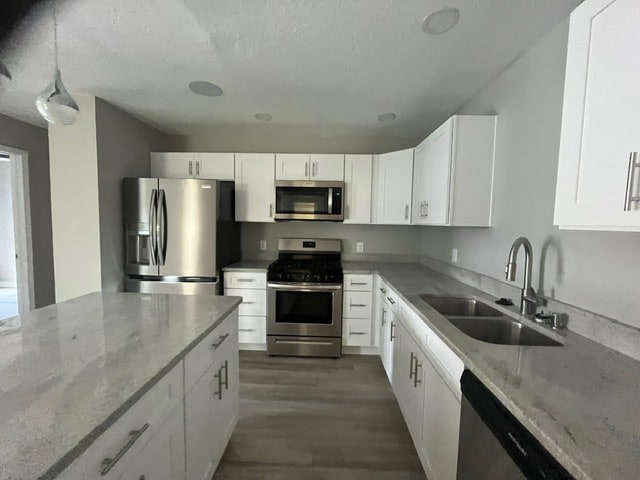 Building Photo - 14 Crest Ln