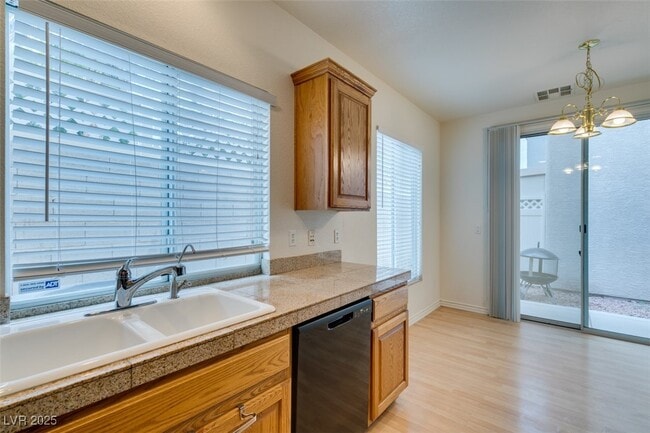 Building Photo - 10385 Morning Sorrow St