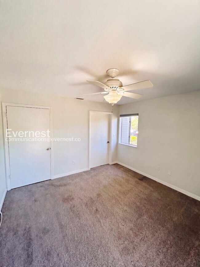 Building Photo - 10265 Gandy Blvd N