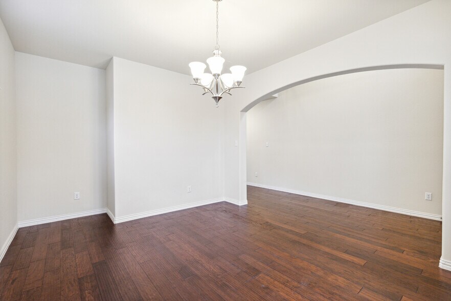 Building Photo - 6308 Meandering Creek Dr
