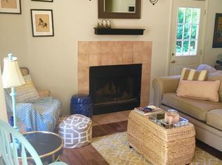 Building Photo - Old 242