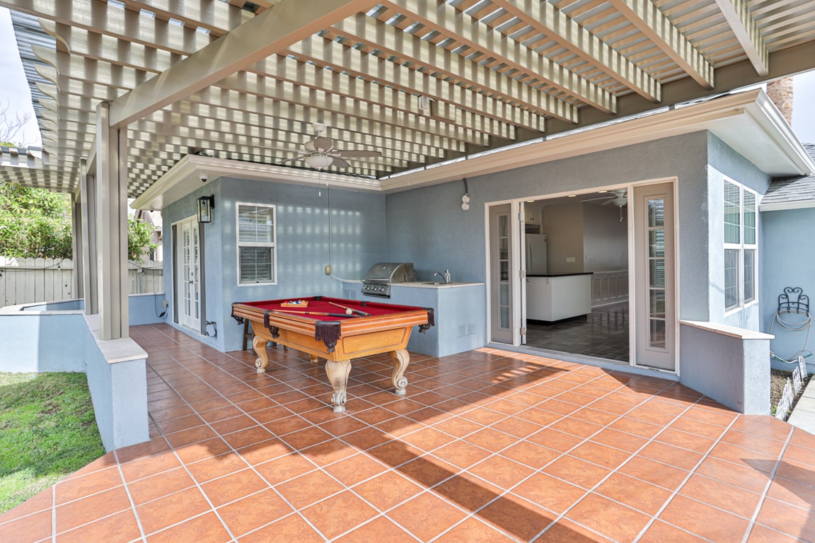 Patio with Gas Grill - 5907 Yarmouth Ave