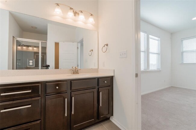 Building Photo - 1333 Terrace View Dr