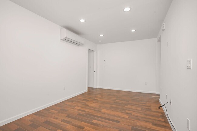 Building Photo - Acala Ave