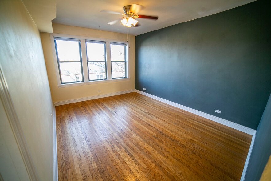 Building Photo - 2707 W Altgeld St