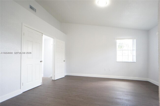 Building Photo - 610 NW 108th Terrace