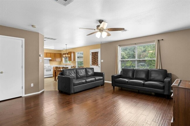 Building Photo - 203 Pheasant Trail
