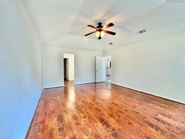 Building Photo - 7914 Oakington Dr
