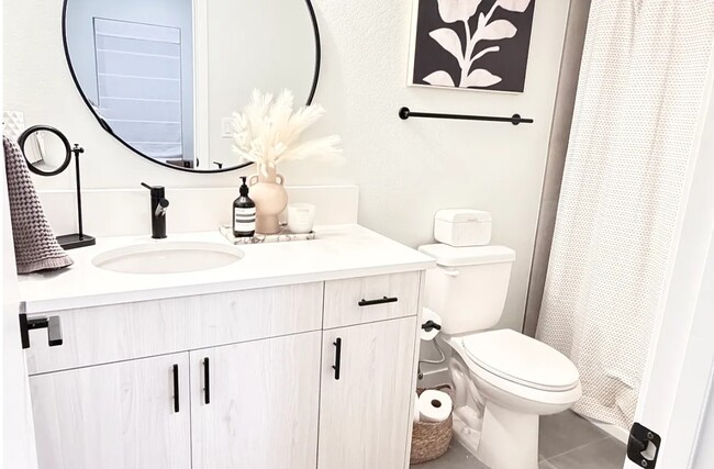 Building Photo - 4890 Zuni St