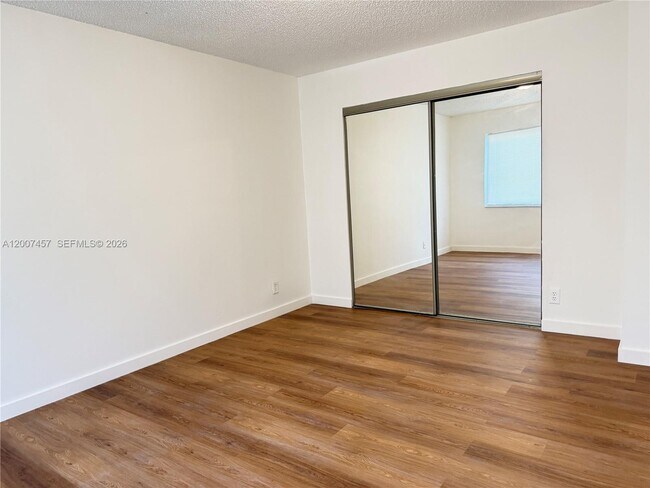 Building Photo - 3215 NW 102nd Terrace