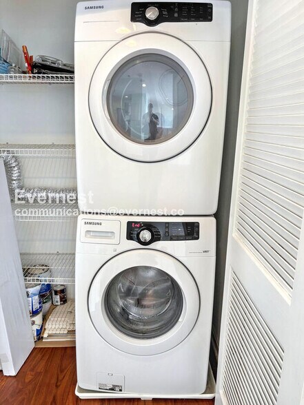 Building Photo - 2702 Lighthouse Point E