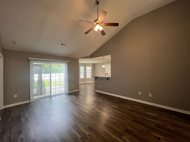 Building Photo - Conway - 3 Bedroom / 2 Bathroom House