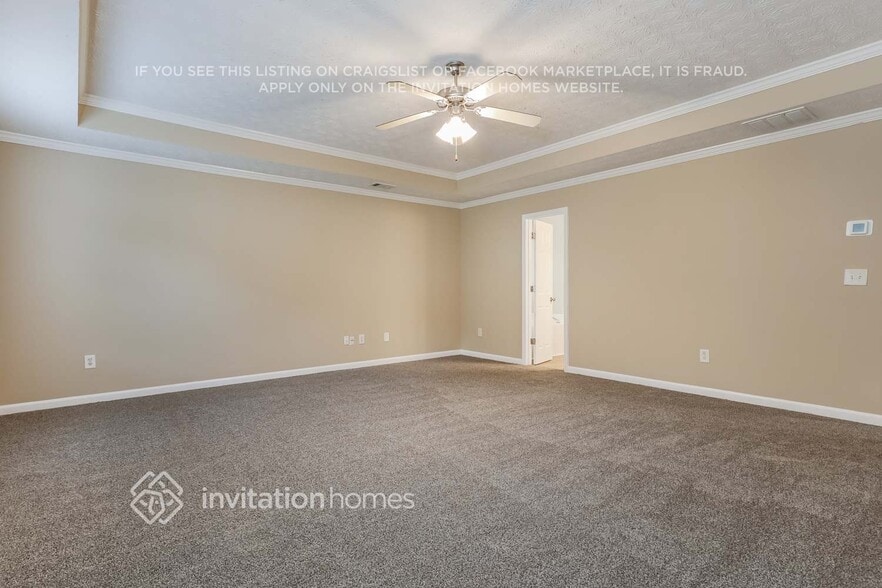 Building Photo - 270 Valley View Dr
