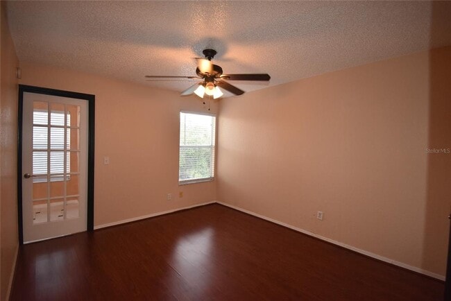 Building Photo - 5160 Conroy Rd