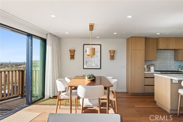 Building Photo - 1412 E Oceanfront