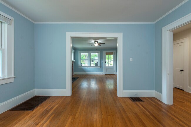 Building Photo - 79 Olney Rd