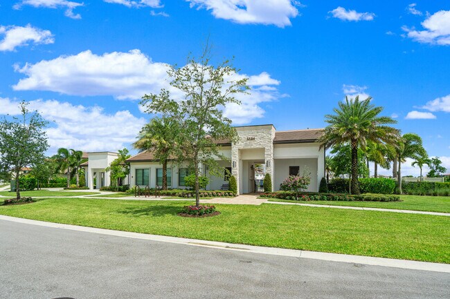 Building Photo - 4989 Navali Dr