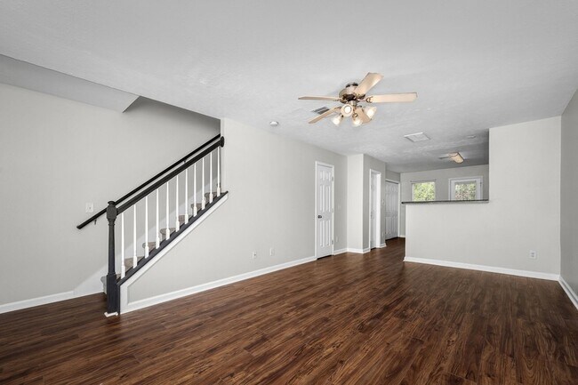 Building Photo - 340 Stewarts Landing Cir