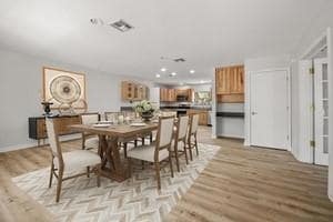 Building Photo - 1100 Chapparal Dr