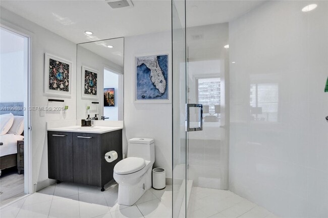 Building Photo - 45 SW 9th St