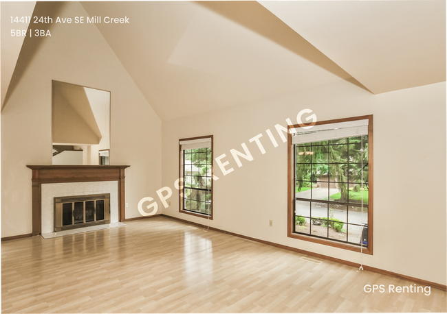 Building Photo - Beautiful 5 Beds, 3 Baths, home!