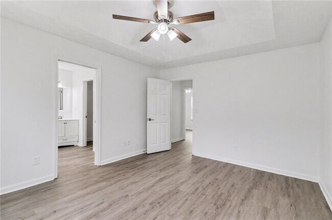 Building Photo - 7797 Mountain Creek Way