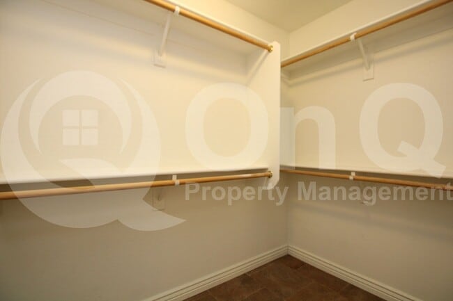 Building Photo - 14214 W Gelding Dr