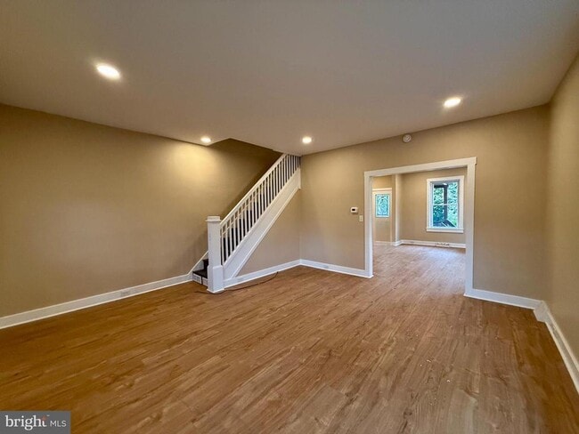 Building Photo - 415 Woodside Ave