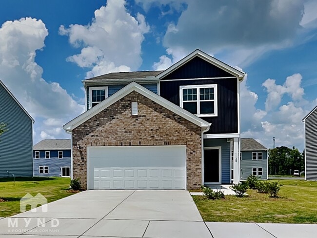 Building Photo - 1128 Centerview Dr