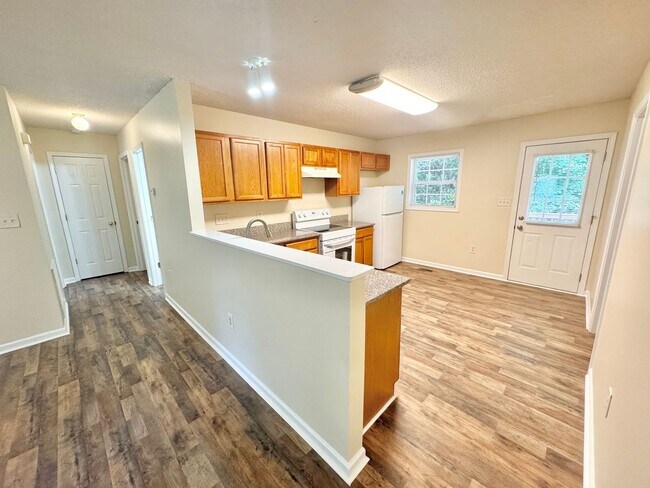 Building Photo - Statesville - 3BR/2BA
