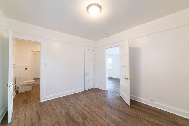 Building Photo - 1620 Kearney St