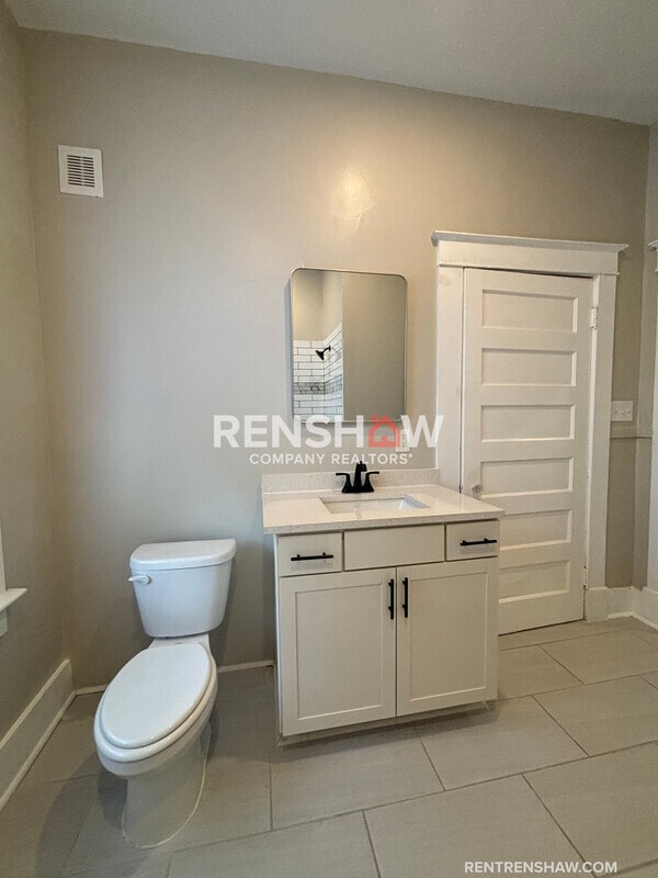 Building Photo - 59 N Willett St