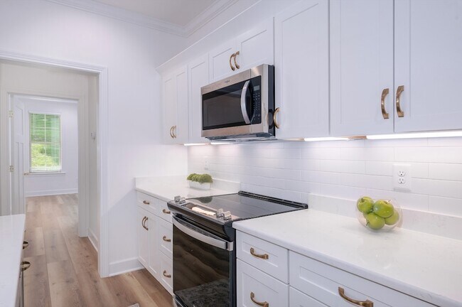 Building Photo - 116 Nickolas Cir