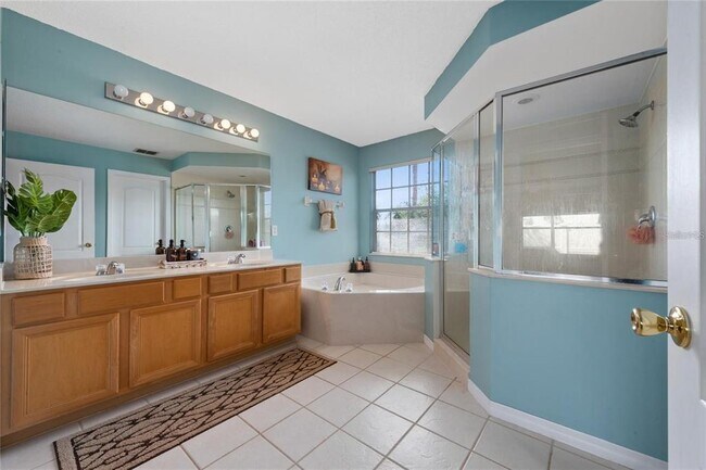 Building Photo - 5007 Bellthorn Dr