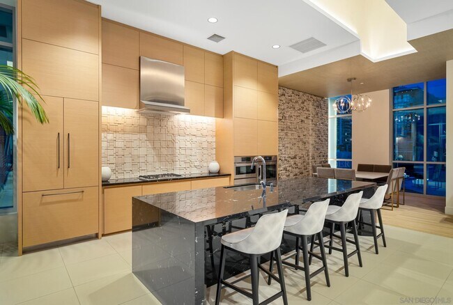 Building Photo - 1388 Kettner Blvd
