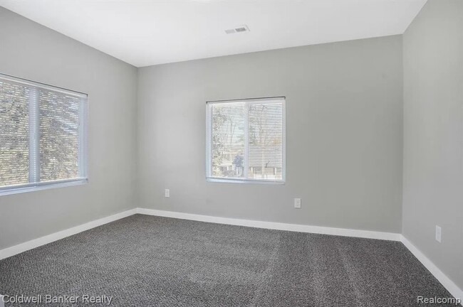 Building Photo - 2190 Kircher Ct
