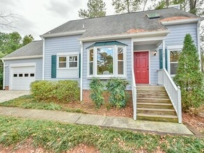 Building Photo - 107 Lorilane Dr