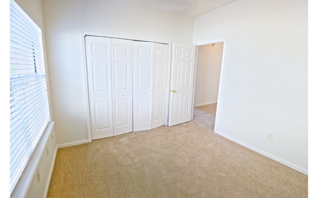 Building Photo - 7202 Deerfoot Cir