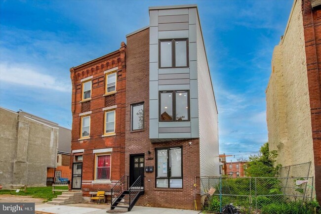 Primary Photo - 2424 Nicholas St