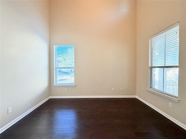 Building Photo - 12604 Kate Ln