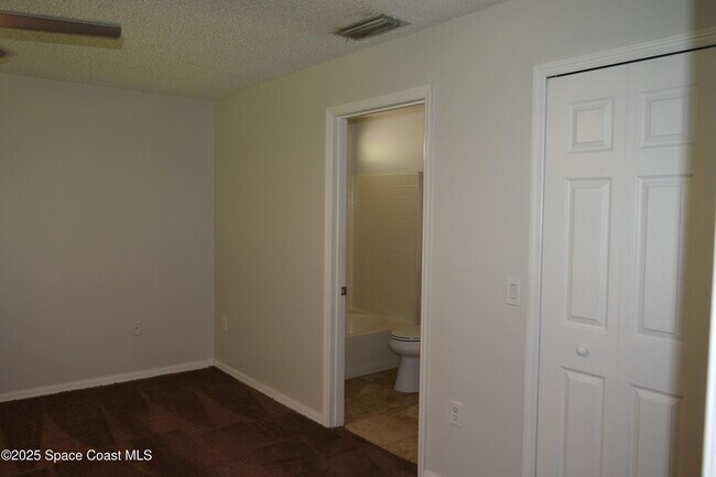 Building Photo - 939 Lyons Cir NW