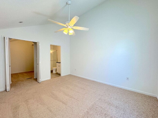 Building Photo - Stunning Top-Floor Penthouse Condo – Loaded with Luxury Upgrades!