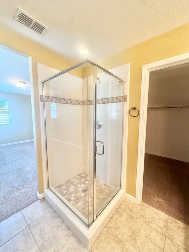 Building Photo - 72 Crystalwood Cir