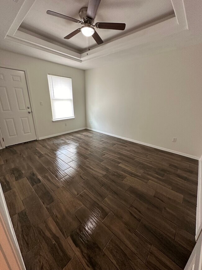 Master Bedroom - 2804 Wolverine St