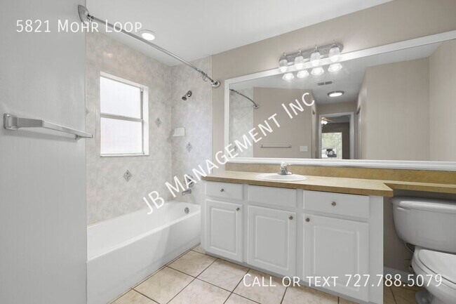 Building Photo - 5821 Mohr Loop
