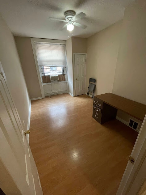 Apt 1 - Bedroom - 1855 N Willington St