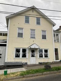 Building Photo - 9 Chase St